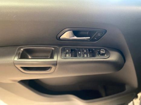 VOLKSWAGEN Amarok 3.0 V6 CABINE DUPLA HIGHLINE 4X4 TURBO INTERCOOLER AUTOMTICO, Foto 12