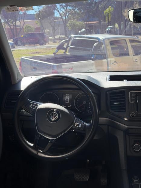 VOLKSWAGEN Amarok 3.0 V6 CABINE DUPLA COMFORT 4X4 TURBO INTERCOOLER AUTOM�TICO, Foto 8