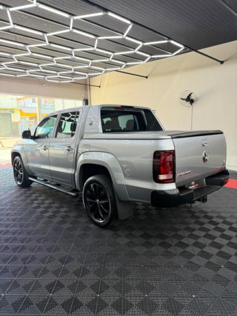 VOLKSWAGEN Amarok 3.0 V6 CABINE DUPLA HIGHLINE EXTREME 4X4 TURBO INTERCOOLER AUTOM�TICO, Foto 6