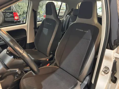 VOLKSWAGEN Cross UP 1.0 12V 4P TSI FLEX, Foto 13