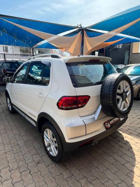 VOLKSWAGEN Crossfox 1.6 4P FLEX, Foto 6