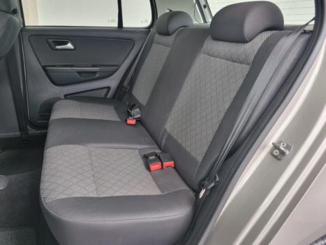 VOLKSWAGEN Fox 1.6 4P, Foto 3