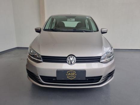 VOLKSWAGEN Fox 1.6 4P, Foto 4