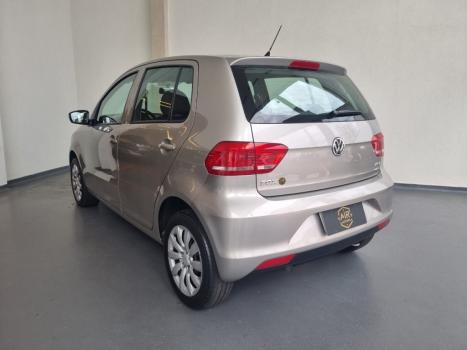 VOLKSWAGEN Fox 1.6 4P, Foto 8