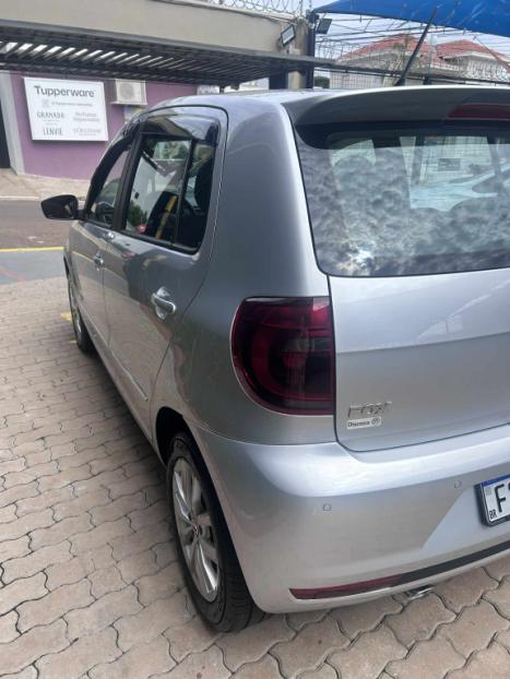 VOLKSWAGEN Fox 1.6 4P HIGHLINE FLEX, Foto 8