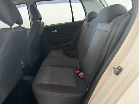 VOLKSWAGEN Fox 1.6 4P, Foto 8