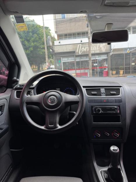 VOLKSWAGEN Fox 1.6 4P, Foto 6