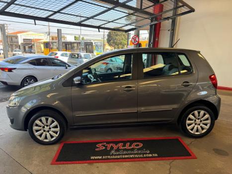VOLKSWAGEN Fox 1.6 4P TREND FLEX, Foto 2