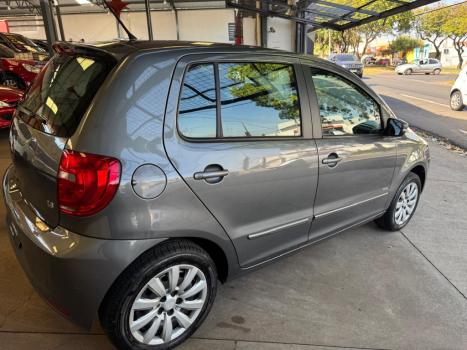 VOLKSWAGEN Fox 1.6 4P TREND FLEX, Foto 13