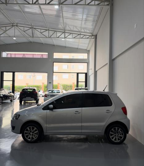 VOLKSWAGEN Fox 1.6 4P, Foto 8