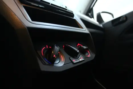 VOLKSWAGEN Gol 1.0 12V 4P FLEX MPI G7, Foto 6