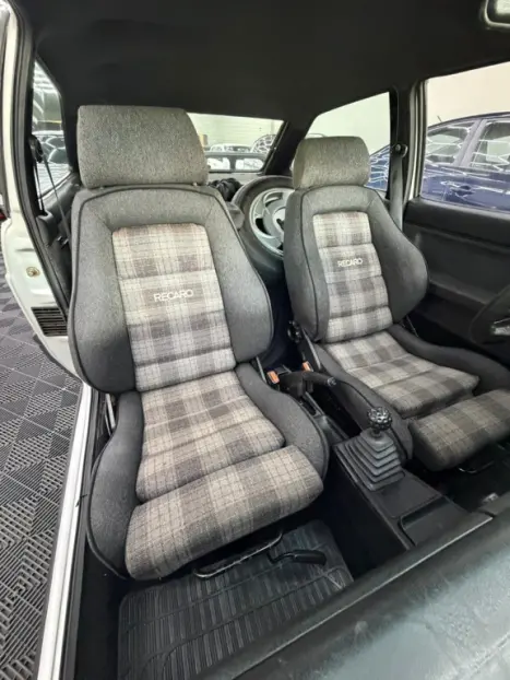 VOLKSWAGEN Gol 1.8 GTS, Foto 11
