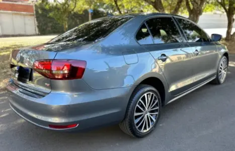 VOLKSWAGEN Jetta 1.4 4P 250 TSI TURBO CONFORTLINE AUTOMTICO, Foto 2
