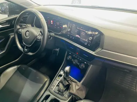 VOLKSWAGEN Jetta 1.4 4P 250 TSI R-LINE AUTOMTICO, Foto 9