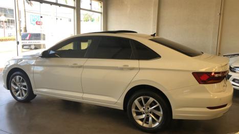 VOLKSWAGEN Jetta 1.4 4P 250 TSI TURBO CONFORTLINE AUTOMTICO, Foto 3