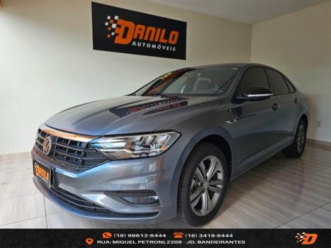 VOLKSWAGEN Jetta 1.4 4P 250 TSI R-LINE AUTOM�TICO, Foto 1