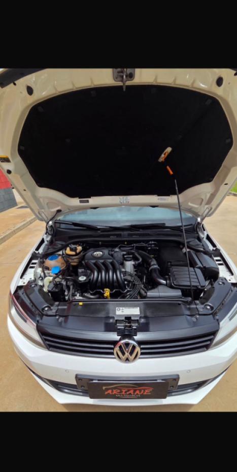 VOLKSWAGEN Jetta 2.0 4P COMFORTLINE TIPTRONIC AUTOM�TICO, Foto 7