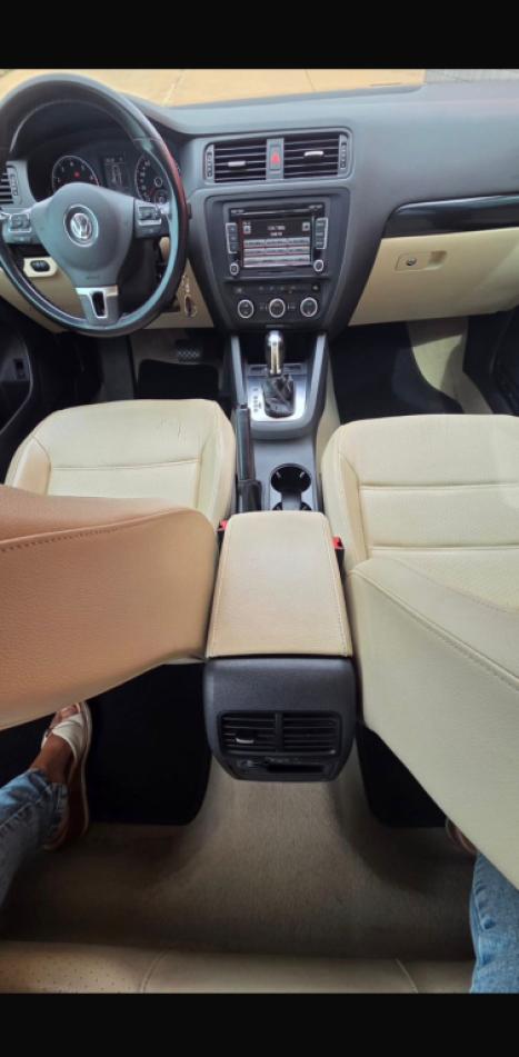 VOLKSWAGEN Jetta 2.0 4P COMFORTLINE TIPTRONIC AUTOM�TICO, Foto 8
