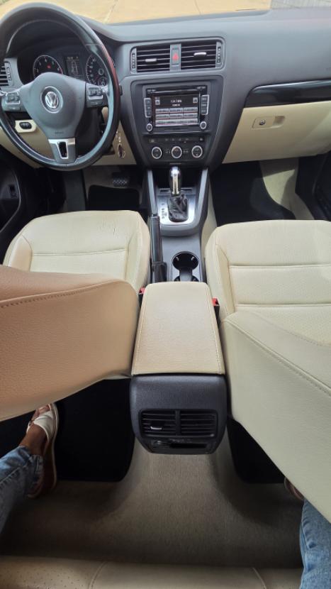 VOLKSWAGEN Jetta 2.0 4P COMFORTLINE TIPTRONIC AUTOM�TICO, Foto 13