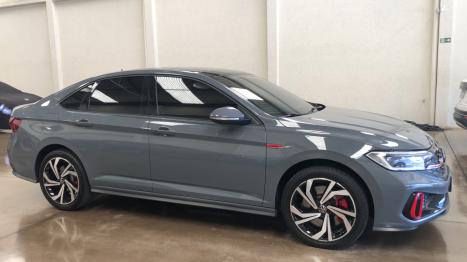 VOLKSWAGEN Jetta 2.0 4P 350 TSI GLI AUTOM�TICO DSG, Foto 2
