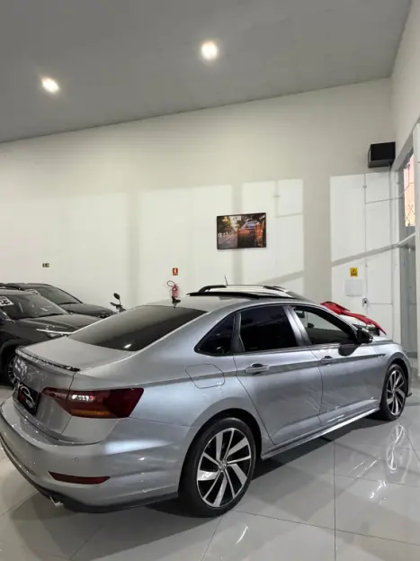 VOLKSWAGEN Jetta 2.0 4P 350 TSI GLI AUTOM�TICO DSG, Foto 9