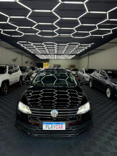 VOLKSWAGEN Jetta 2.0 4P COMFORTLINE TIPTRONIC AUTOM�TICO, Foto 2