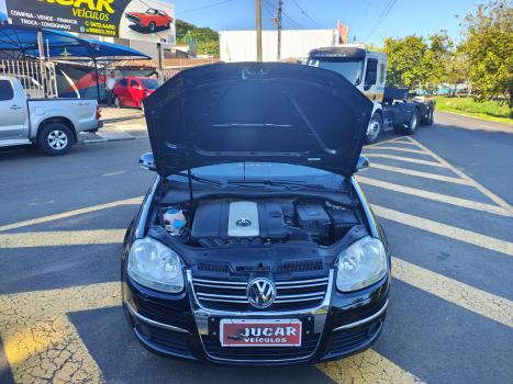 VOLKSWAGEN Jetta 2.0 4P COMFORTLINE TIPTRONIC AUTOM�TICO, Foto 4