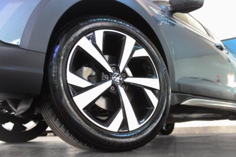 VOLKSWAGEN Nivus 1.0 4P FLEX 200 TSI HIGHLINE TURBO AUTOMÁTICO, Foto 6 VOLKSWAGEN Nivus 1.0 4P FLEX 200 TSI HIGHLINE TURBO AUTOMÁTICO, Foto 6