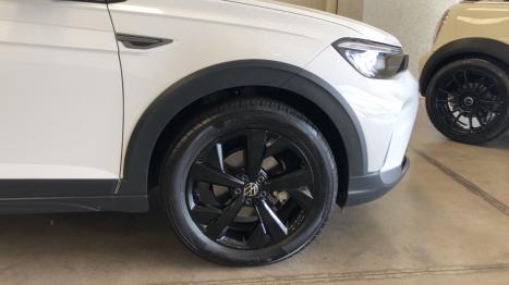 VOLKSWAGEN Nivus 1.0 4P FLEX 200 TSI COMFORTLINE TURBO AUTOMTICO, Foto 8