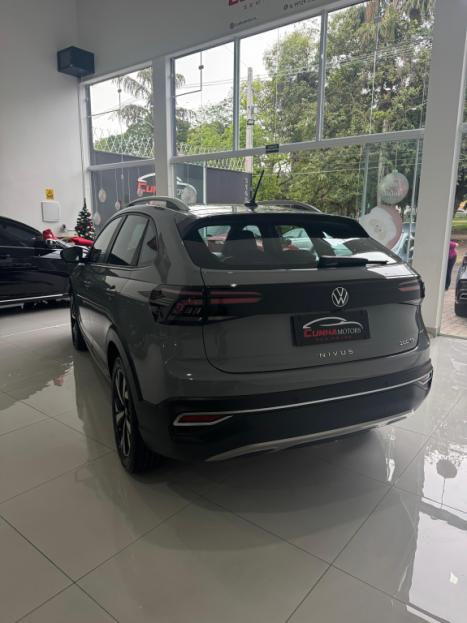 VOLKSWAGEN Nivus 1.0 4P FLEX 200 TSI HIGHLINE TURBO AUTOMTICO, Foto 6