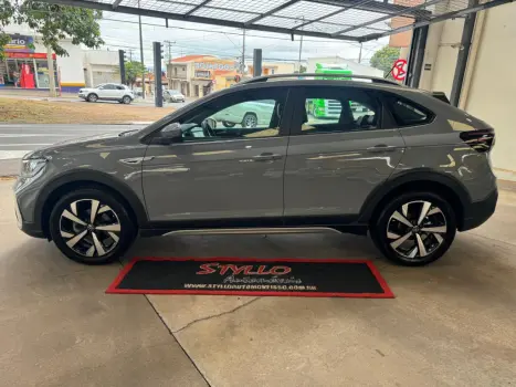 VOLKSWAGEN Nivus 1.0 4P FLEX 200 TSI HIGHLINE TURBO AUTOM�TICO, Foto 2