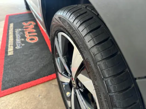 VOLKSWAGEN Nivus 1.0 4P FLEX 200 TSI HIGHLINE TURBO AUTOM�TICO, Foto 11