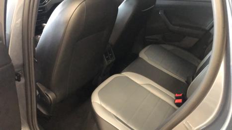 VOLKSWAGEN Nivus 1.0 4P FLEX 200 TSI HIGHLINE TURBO AUTOM�TICO, Foto 16