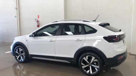VOLKSWAGEN Nivus 1.0 4P FLEX 200 TSI HIGHLINE TURBO AUTOMÁTICO, Foto 2