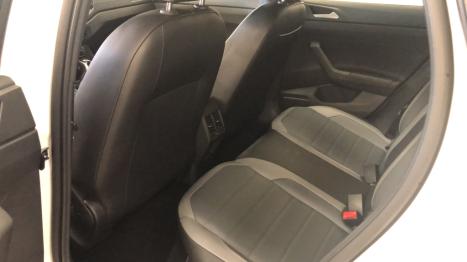 VOLKSWAGEN Nivus 1.0 4P FLEX 200 TSI HIGHLINE TURBO AUTOMÁTICO, Foto 13
