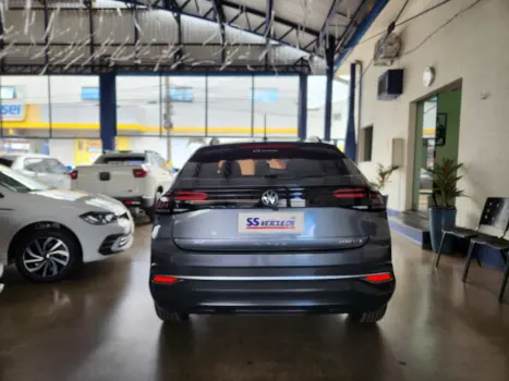 VOLKSWAGEN Nivus 1.0 4P FLEX 200 TSI COMFORTLINE TURBO AUTOM�TICO, Foto 5