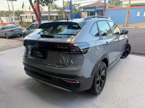 VOLKSWAGEN Nivus 1.0 4P FLEX 200 TSI HIGHLINE TURBO AUTOM�TICO, Foto 9