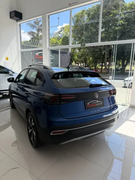 VOLKSWAGEN Nivus 1.0 4P FLEX 200 TSI HIGHLINE TURBO AUTOM�TICO, Foto 9
