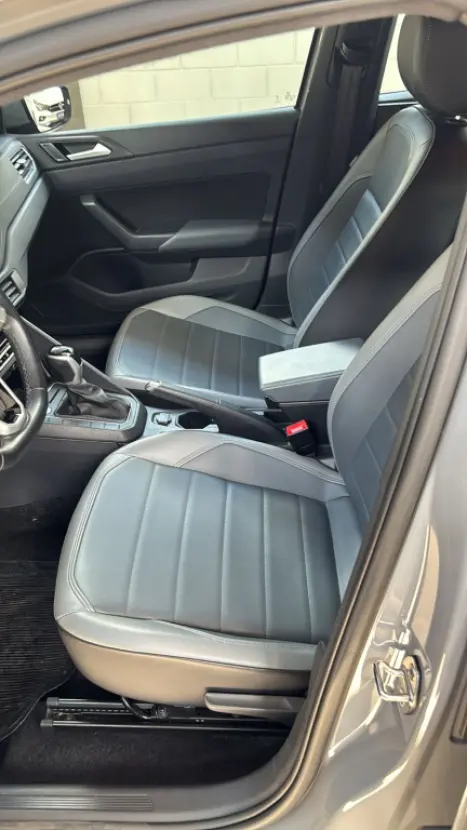 VOLKSWAGEN Nivus 1.0 4P FLEX 200 TSI HIGHLINE TURBO AUTOM�TICO, Foto 8