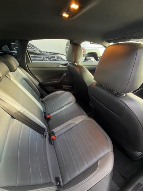 VOLKSWAGEN Nivus 1.0 4P FLEX 200 TSI HIGHLINE TURBO AUTOM�TICO, Foto 7