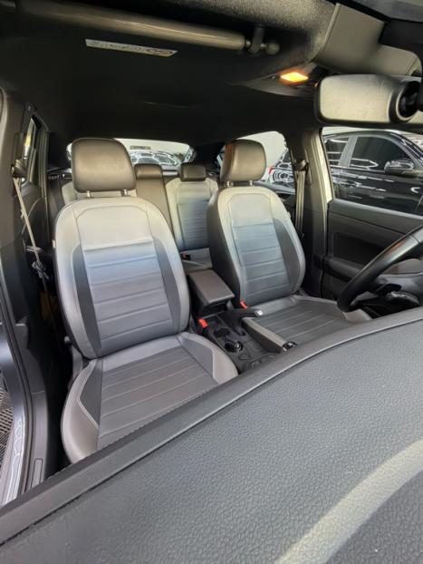 VOLKSWAGEN Nivus 1.0 4P FLEX 200 TSI HIGHLINE TURBO AUTOM�TICO, Foto 10