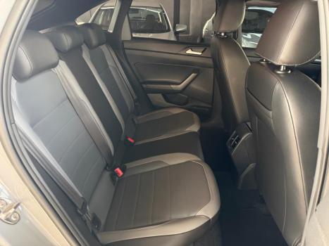 VOLKSWAGEN Nivus 1.0 4P FLEX 200 TSI HIGHLINE TURBO AUTOMÁTICO, Foto 10