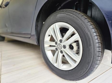VOLKSWAGEN Polo Hatch 1.0 12V 4P 200 TSI  COMFORTLINE AUTOM�TICO, Foto 9