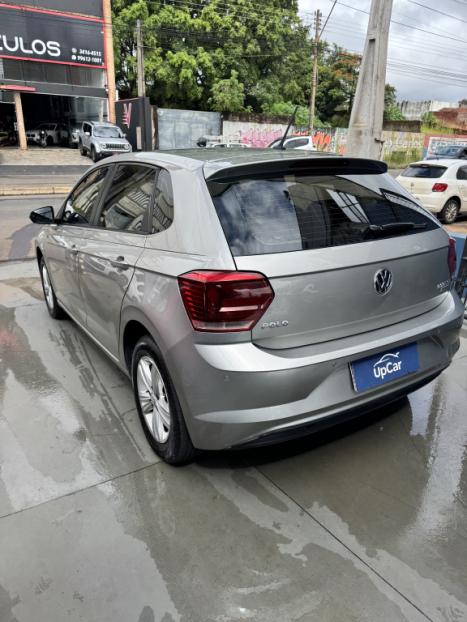 VOLKSWAGEN Polo Hatch 1.0 12V 4P 200 TSI COMFORTLINE, Foto 4