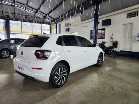 VOLKSWAGEN Polo Hatch 1.0 4P 170 TSI HIGHLINE AUTOM�TICO, Foto 6