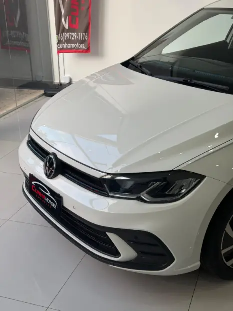 VOLKSWAGEN Polo Hatch 1.0 12V 4P 200 TSI HIGHLINE AUTOM�TICO, Foto 4