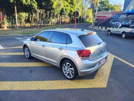 VOLKSWAGEN Polo Hatch 1.0 12V 4P 200 TSI HIGHLINE AUTOM�TICO, Foto 16