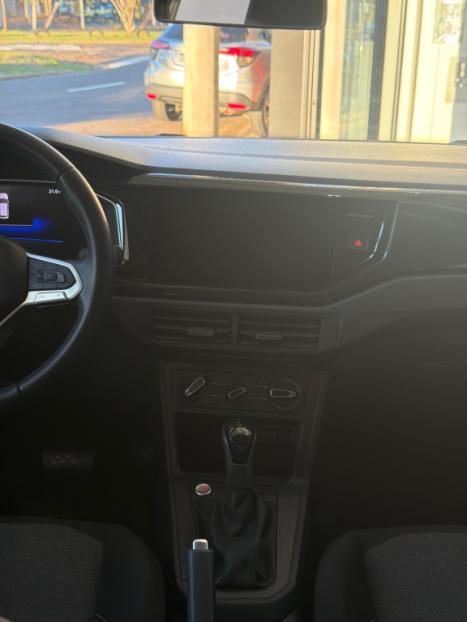 VOLKSWAGEN Polo Hatch 1.0 12V 4P 200 TSI  COMFORTLINE AUTOM�TICO, Foto 9