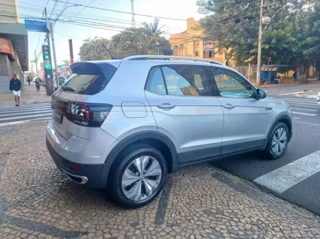 VOLKSWAGEN T-Cross 1.4 4P 250 TSI FLEX HIGHLINE AUTOMÁTICO, Foto 4 VOLKSWAGEN T-Cross 1.4 4P 250 TSI FLEX HIGHLINE AUTOMÁTICO, Foto 4