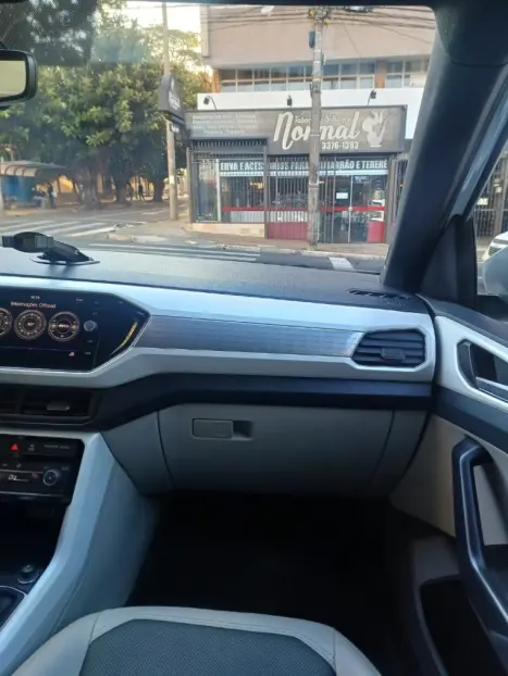 VOLKSWAGEN T-Cross 1.4 4P 250 TSI FLEX HIGHLINE AUTOMÁTICO, Foto 12 VOLKSWAGEN T-Cross 1.4 4P 250 TSI FLEX HIGHLINE AUTOMÁTICO, Foto 12